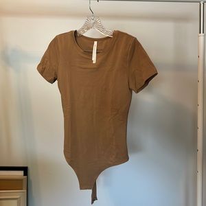 Aritzia Camel Short Sleeve Bodysuit